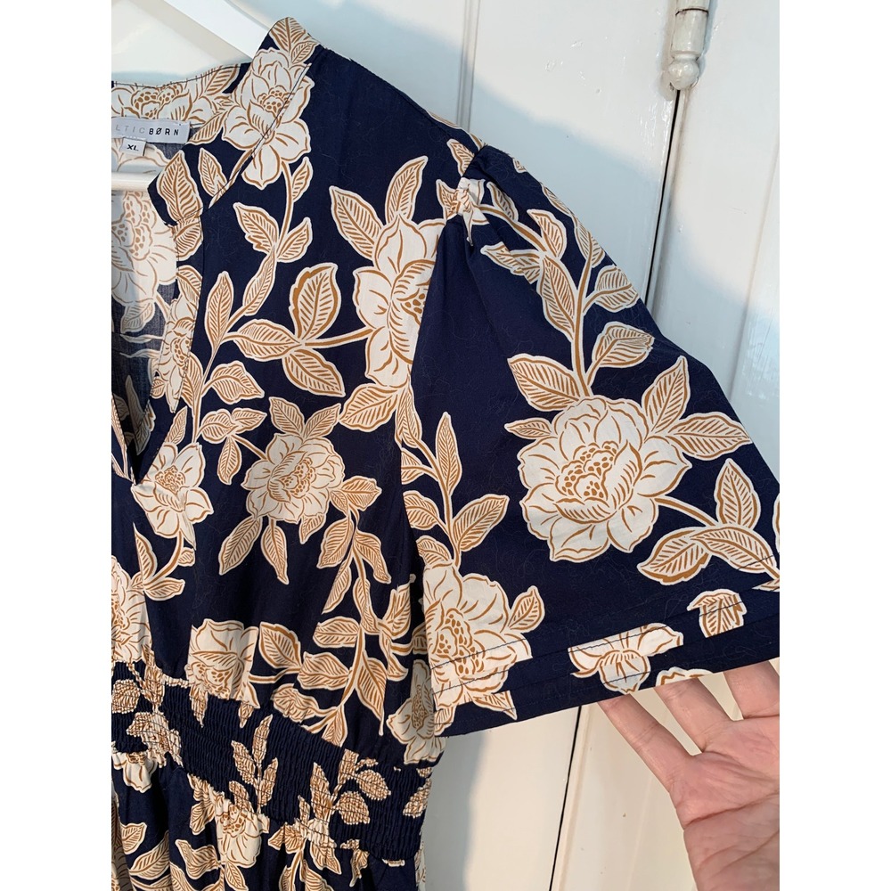 Baltic Born Vera Maxi Dress in Navy Floral Short Sleeve 100% Cotton / Size XL - Picture 11 of 16